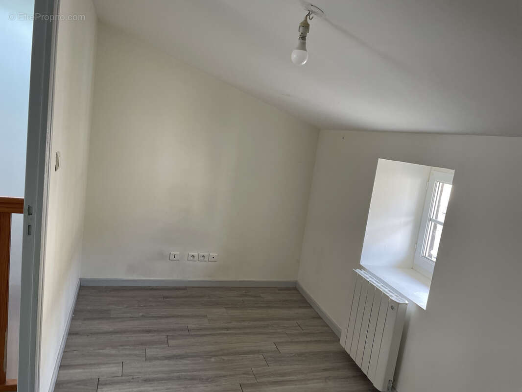 Appartement à PONT-DU-CHATEAU