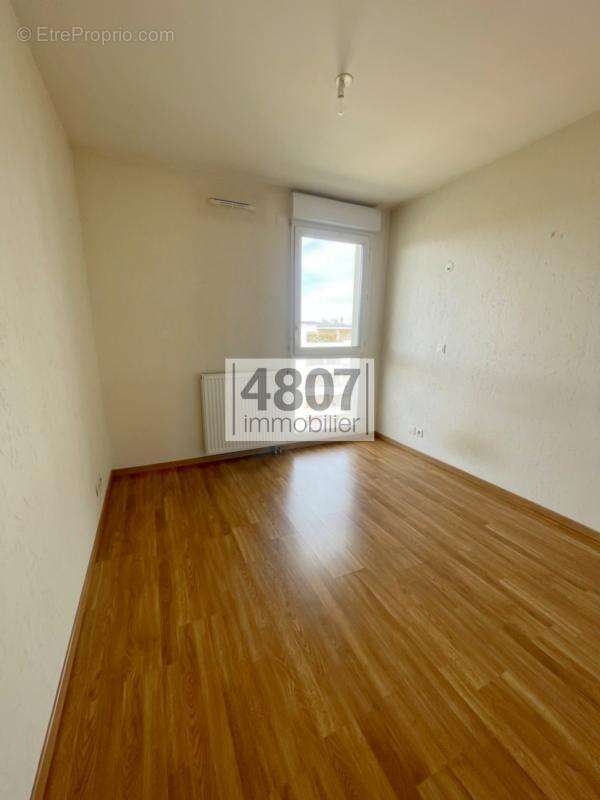 Appartement à AMBILLY
