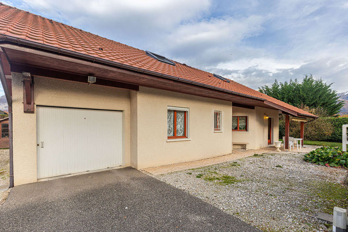 Maison à SAINT-JORIOZ