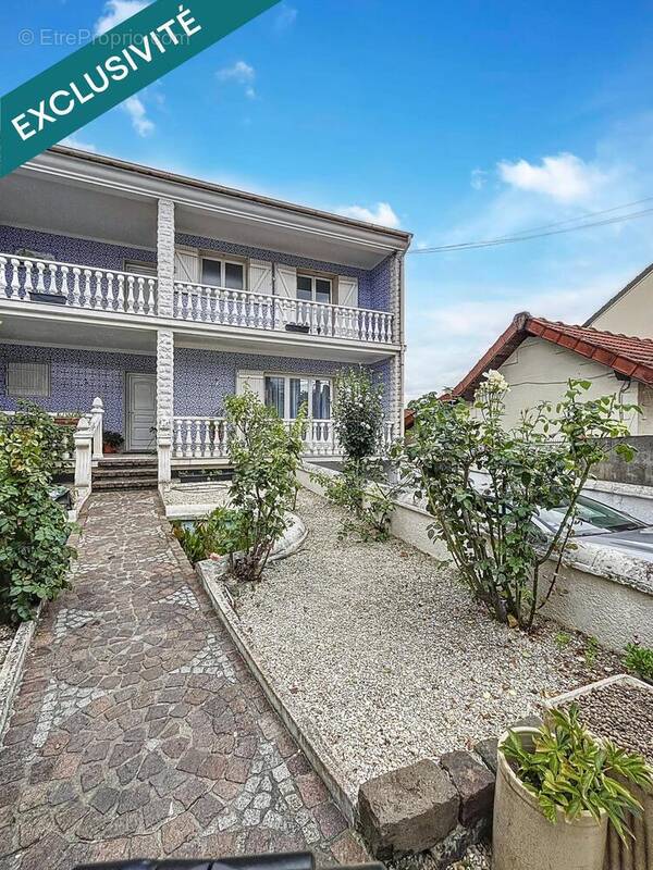 Photo 1 - Maison à MONTREUIL