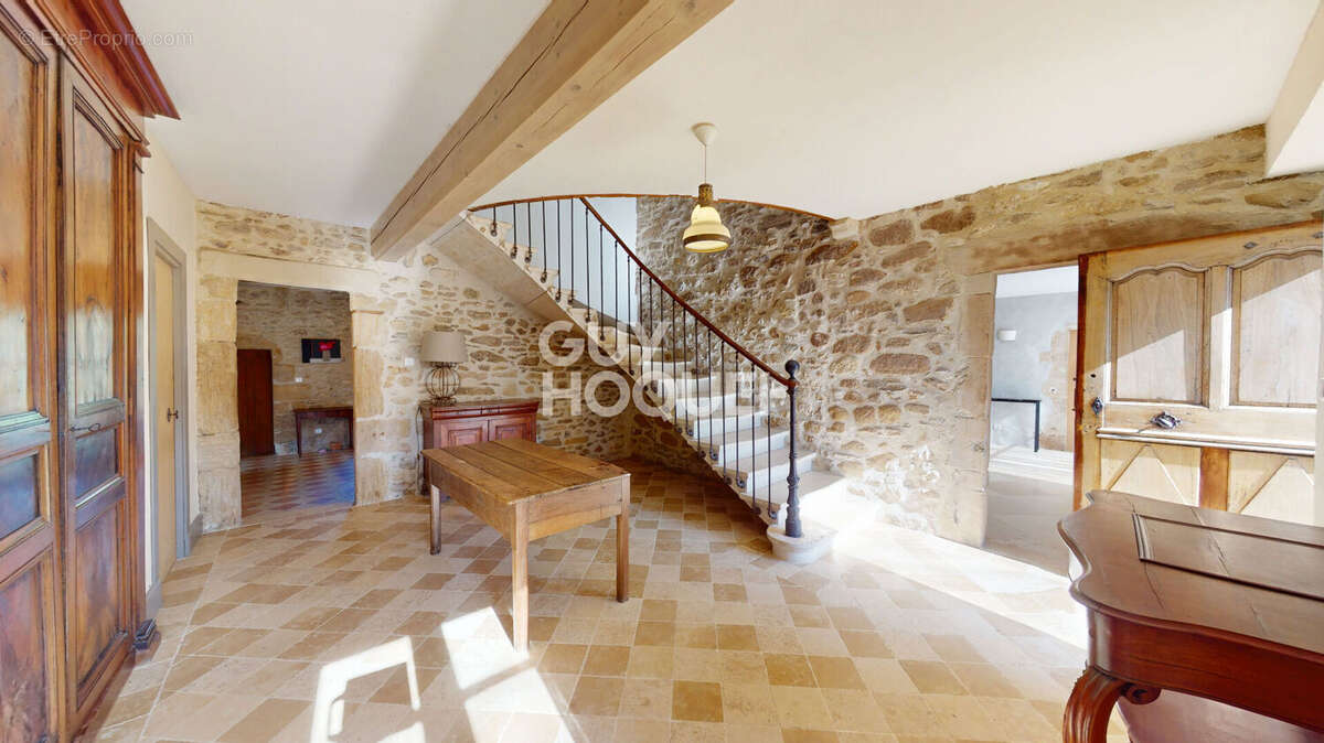 Maison à MONTOISON