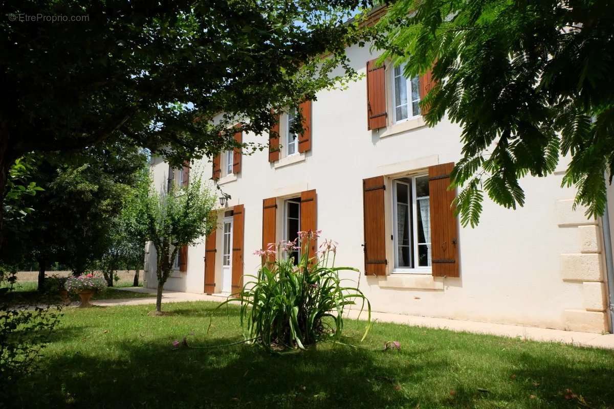 Maison à VILLENEUVE-SUR-LOT