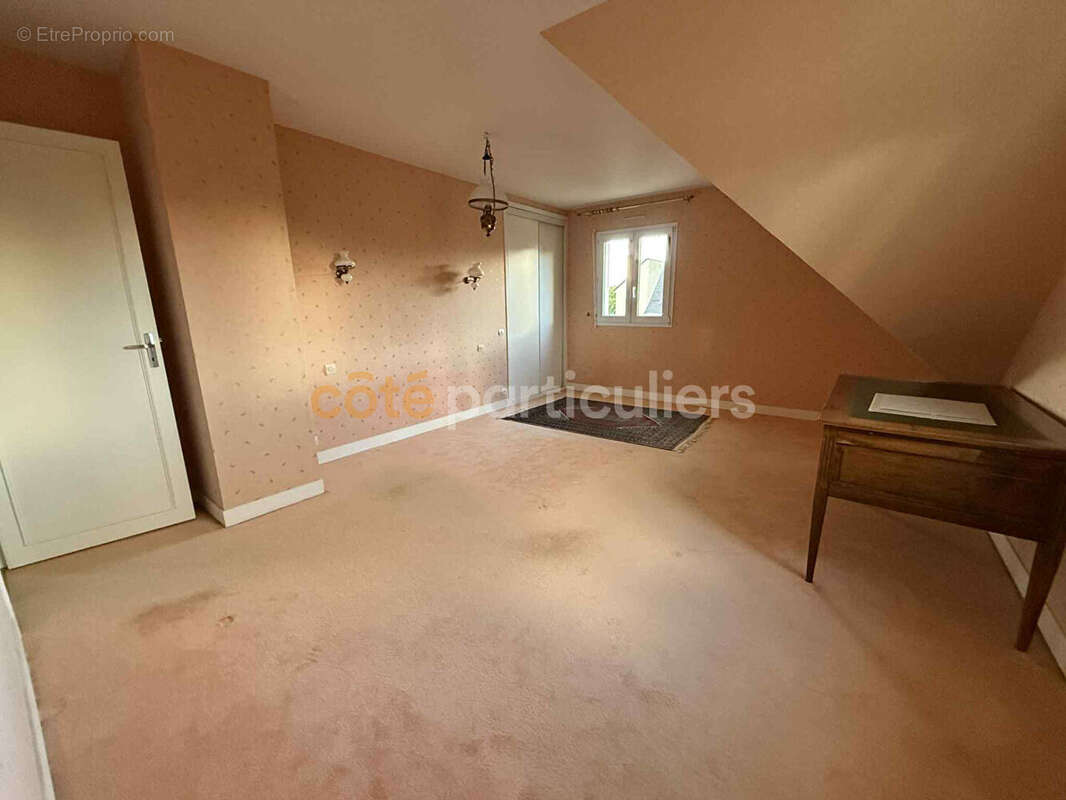 Maison à SAINT-CONTEST