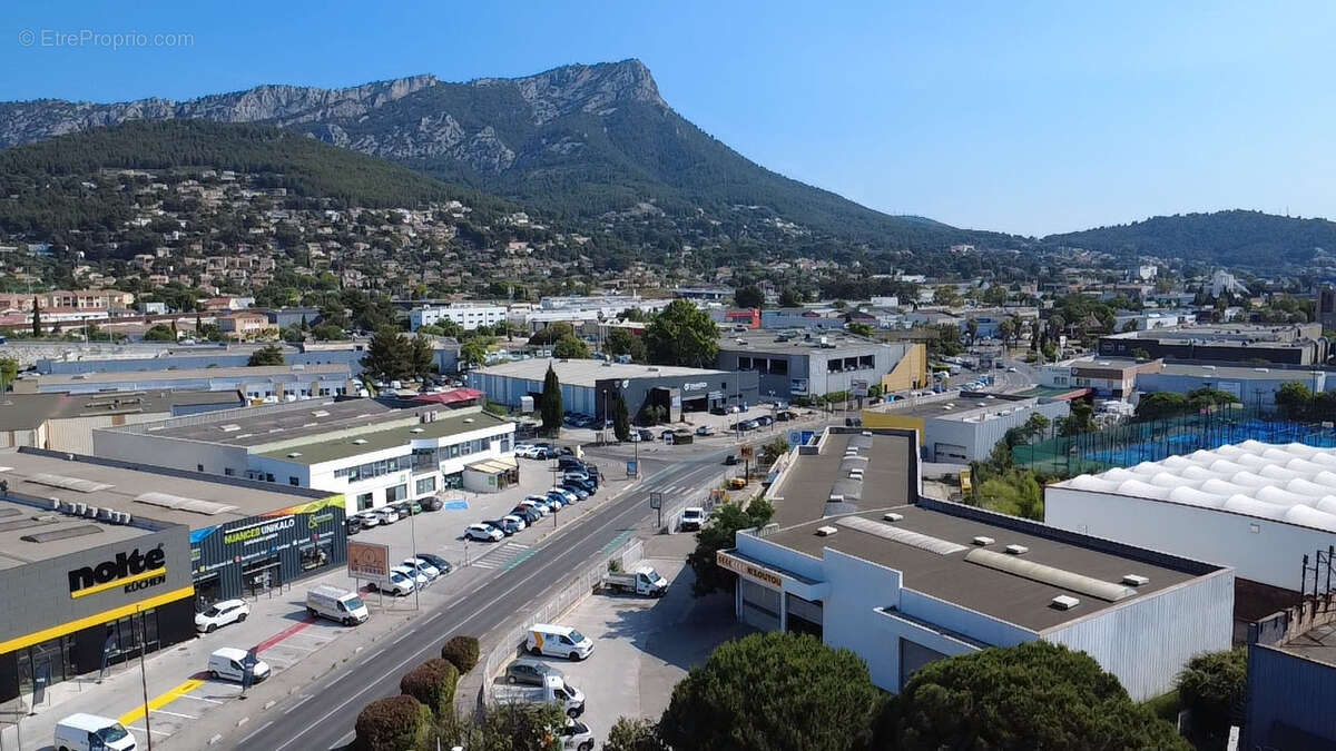 Commerce à LA VALETTE-DU-VAR