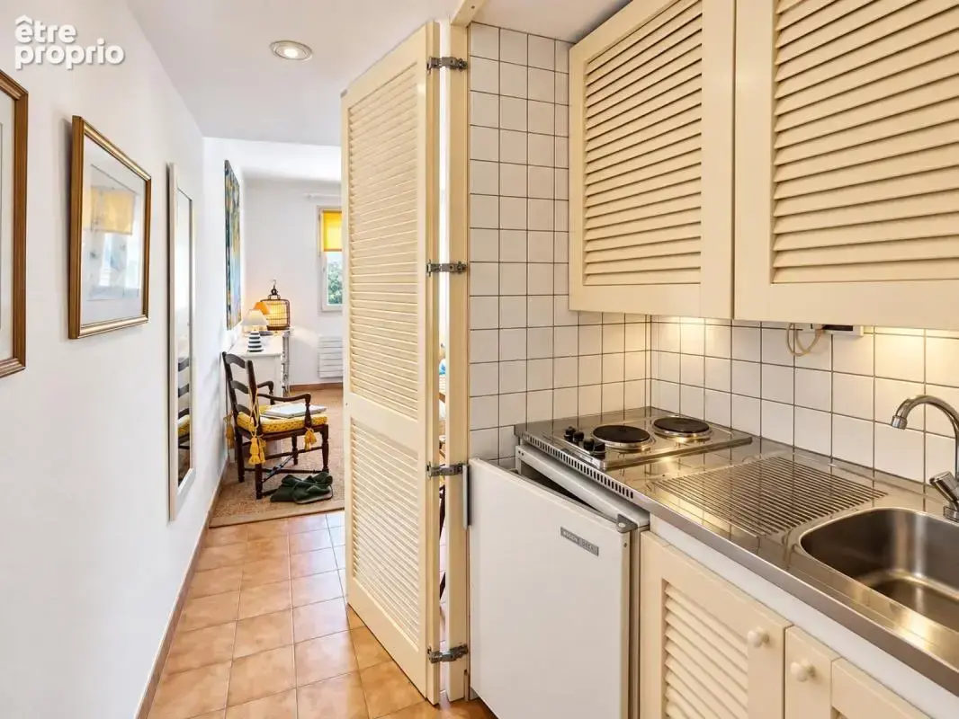Appartement 1 pièce 25 m² à vendre à Cassis (13260) - photo 4