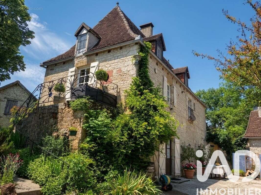 Maison 270 m² à Cavagnac  - photo 2