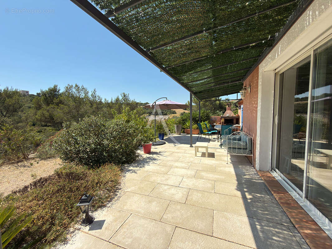 Maison Nimes 6 pièce(s) 152.31 m2 - photo 3