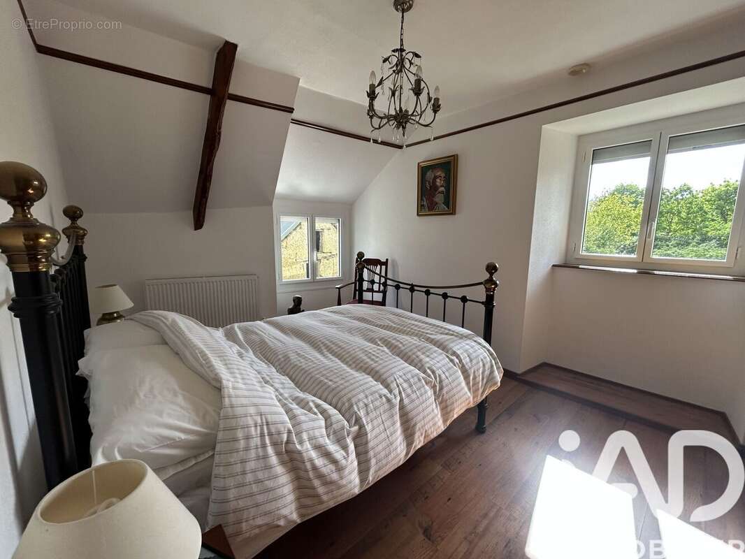 Maison 195 m² à Rouillac  - photo 9
