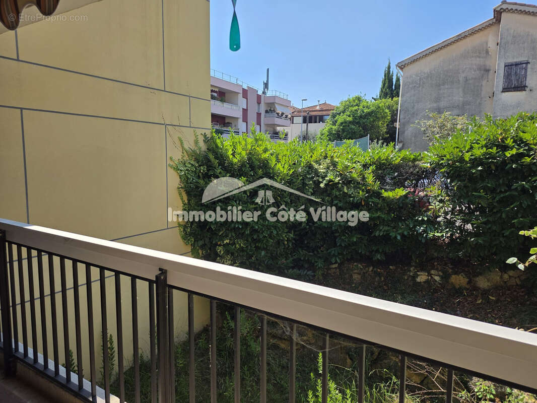Appartement à SAINT-LAURENT-DU-VAR