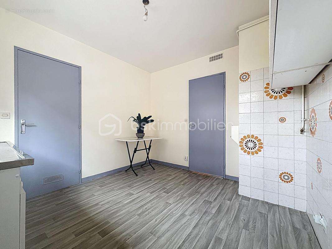 Appartement à LE BLANC-MESNIL