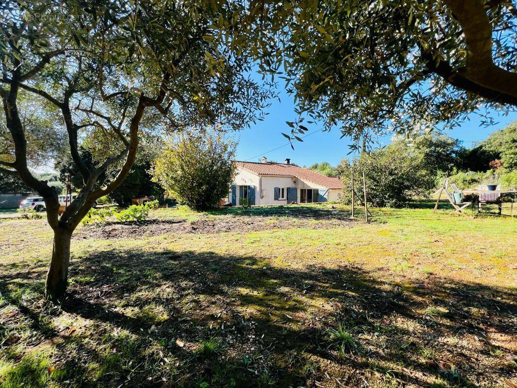 Maison à LA CADIERE-D&#039;AZUR