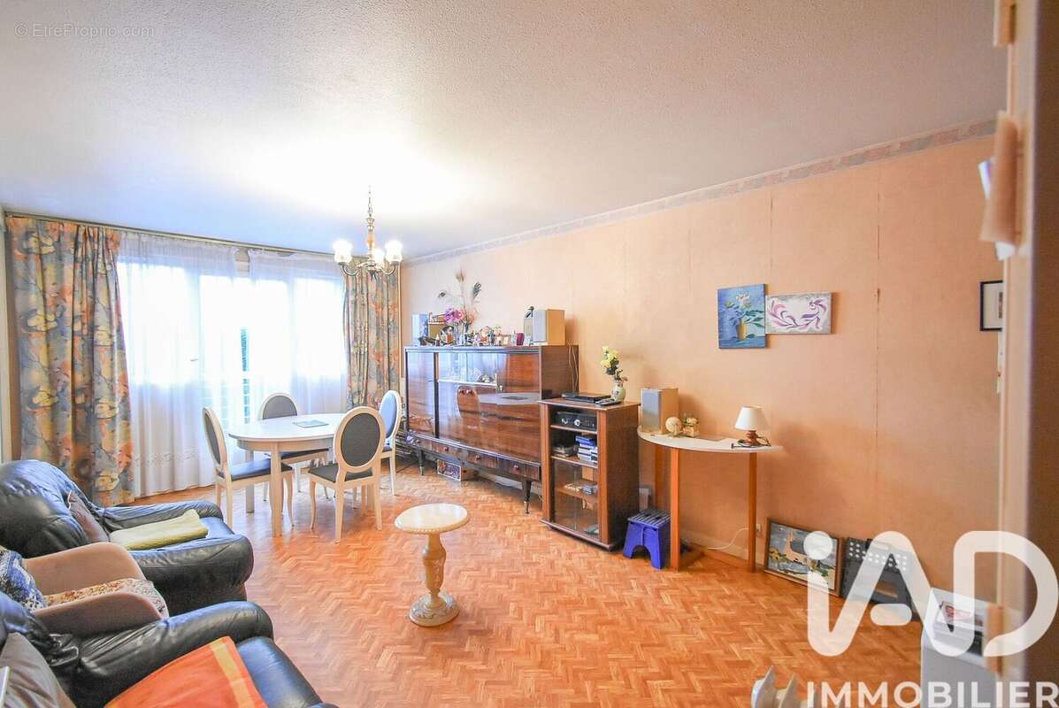 Appartement 83 m² à Clichy-Sous-Bois  - photo 5