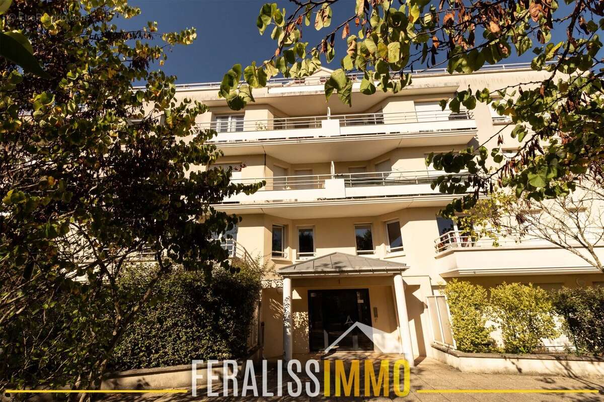 Appartement à COURDIMANCHE