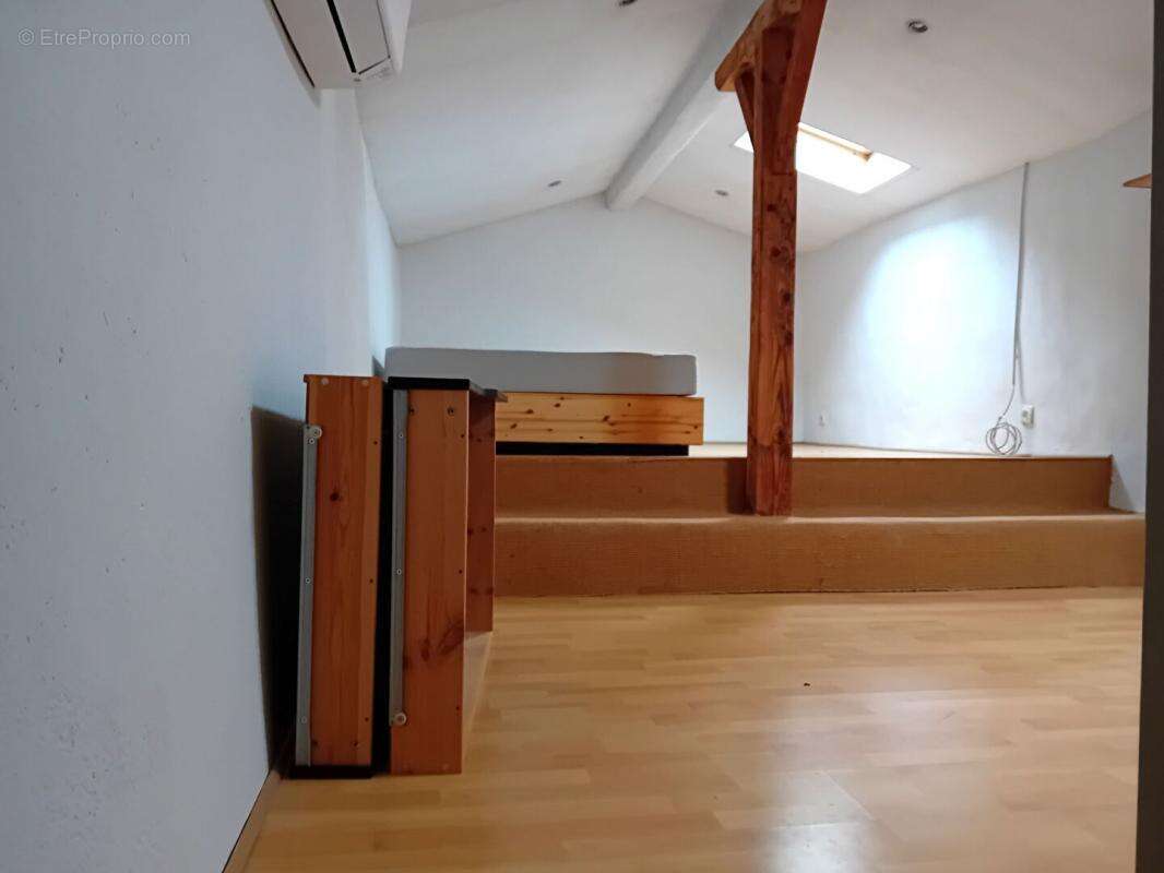 Maison à SAINT-BEAUZILE