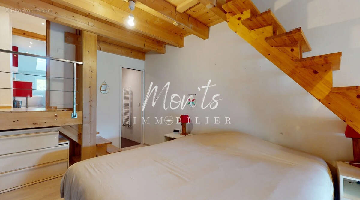VULBENS   Maison de village de caractère   140 m2 habitables. - photo 7