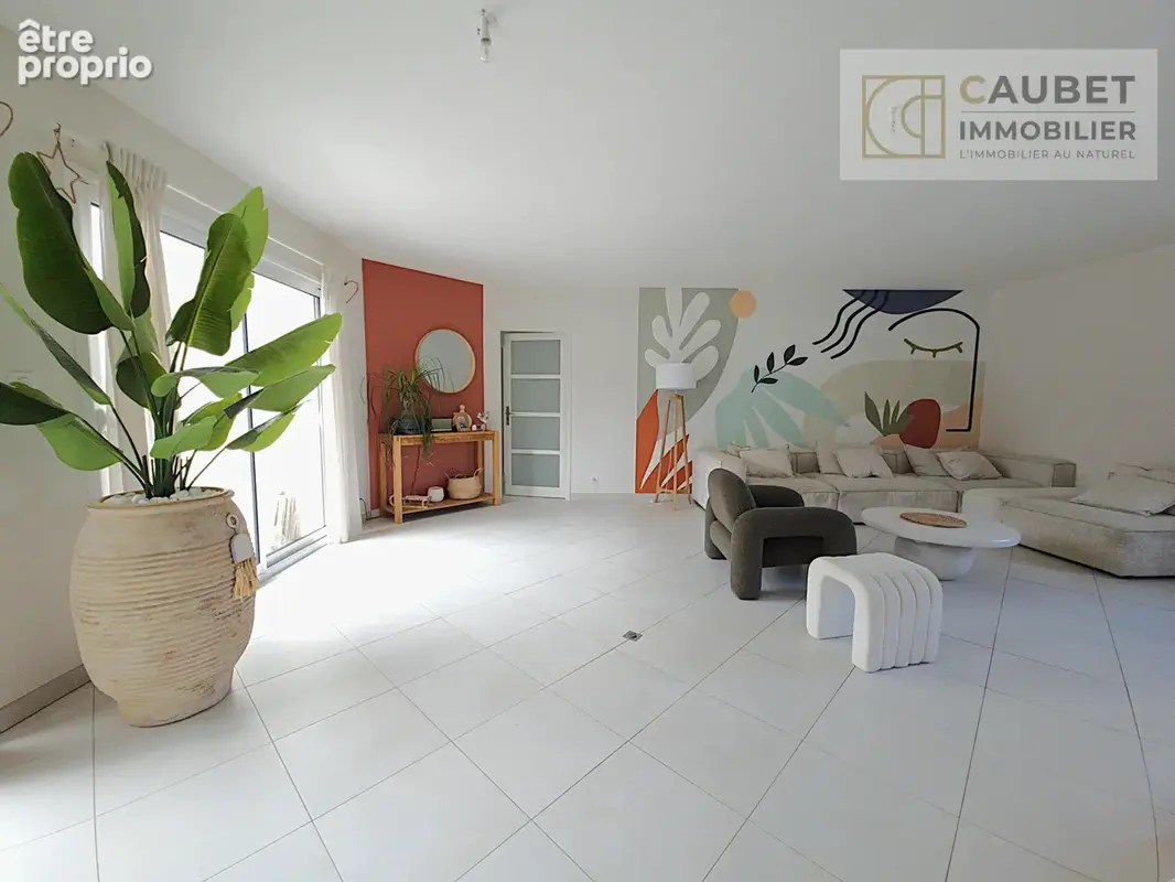 SOUES – Maison 5 pièces de plain-pied de 147m² avec piscine et sous-sol – DPE A - photo 9