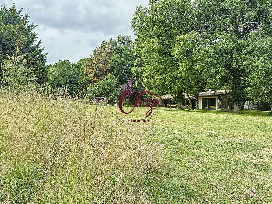 Maison à SAINT-SULPICE-ET-CAMEYRAC