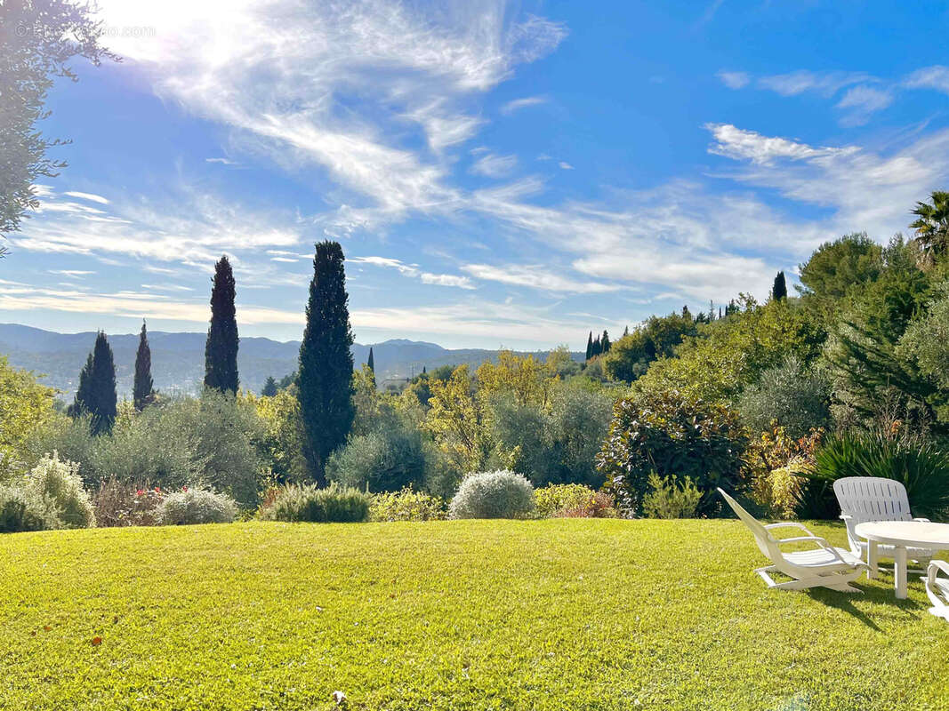 Maison à SPERACEDES