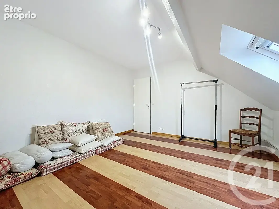Maison 6 pièces 143 m² à vendre à Rampillon (77370) - photo 12