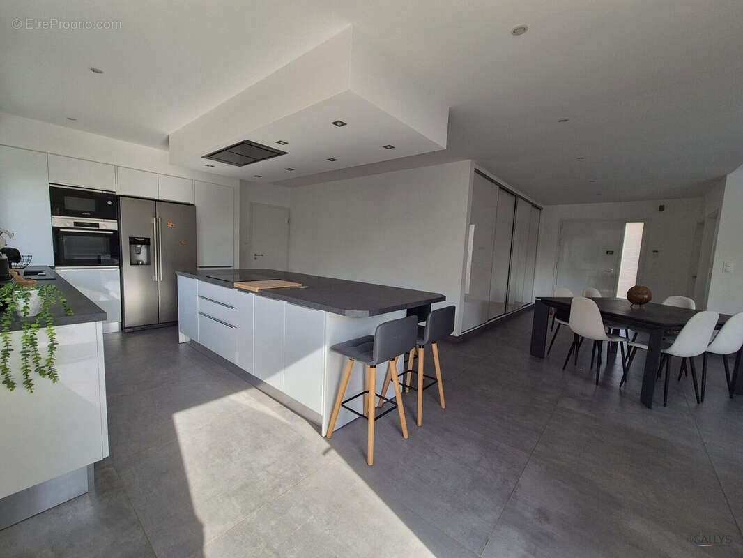 Maison 166 m² à Moineville  - photo 2