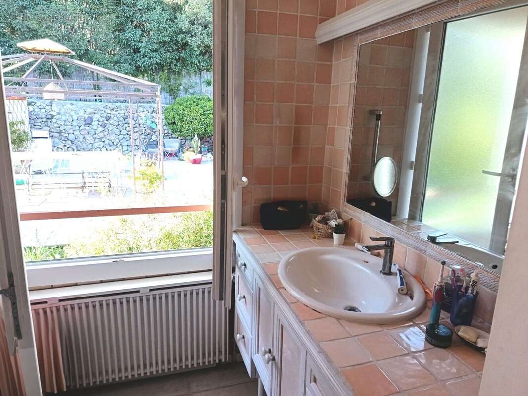 Maison à LA VALETTE-DU-VAR