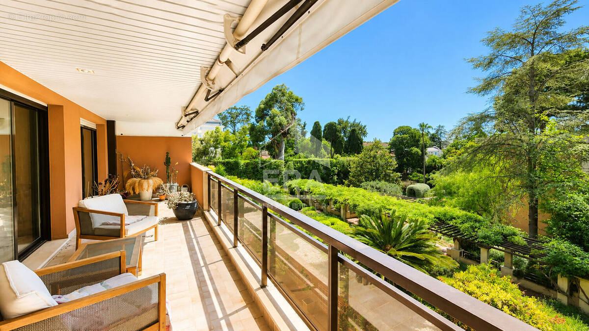 Appartement à CANNES