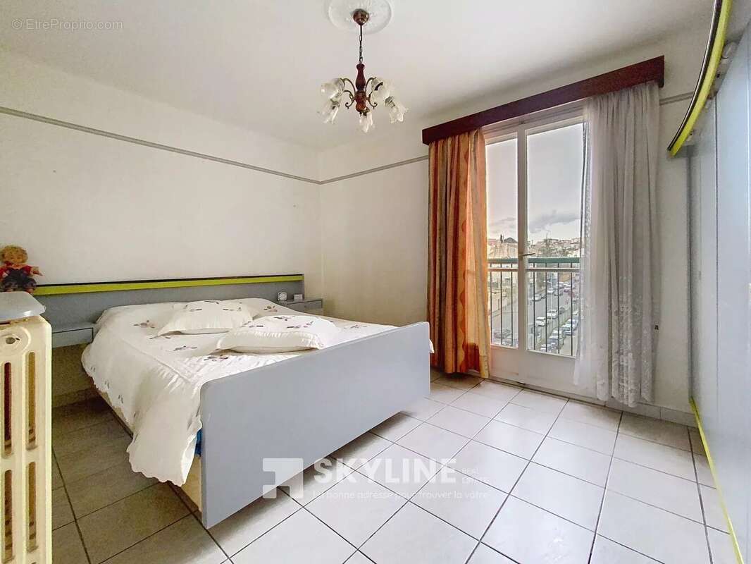 Appartement à MARSEILLE-15E