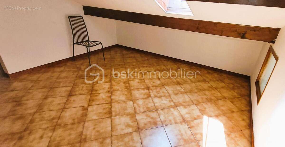 Appartement à THORAME-HAUTE