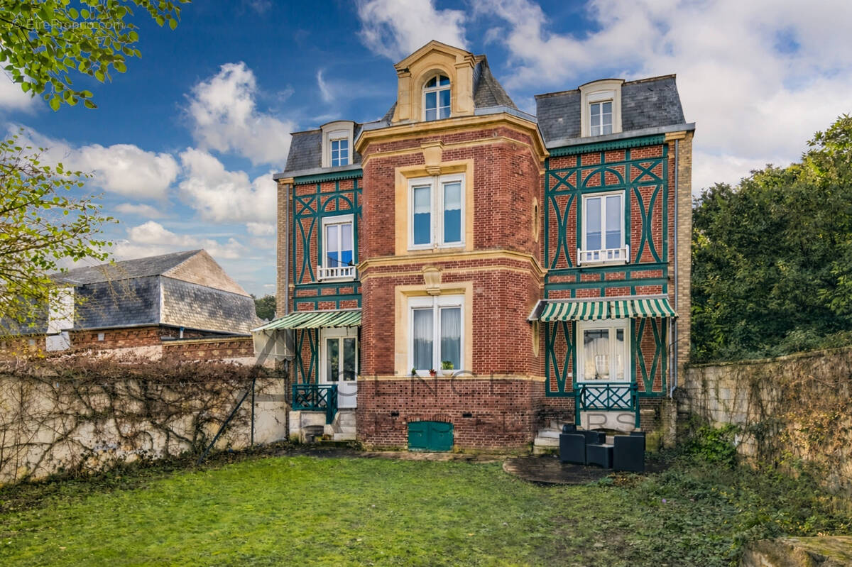 Maison à ELBEUF