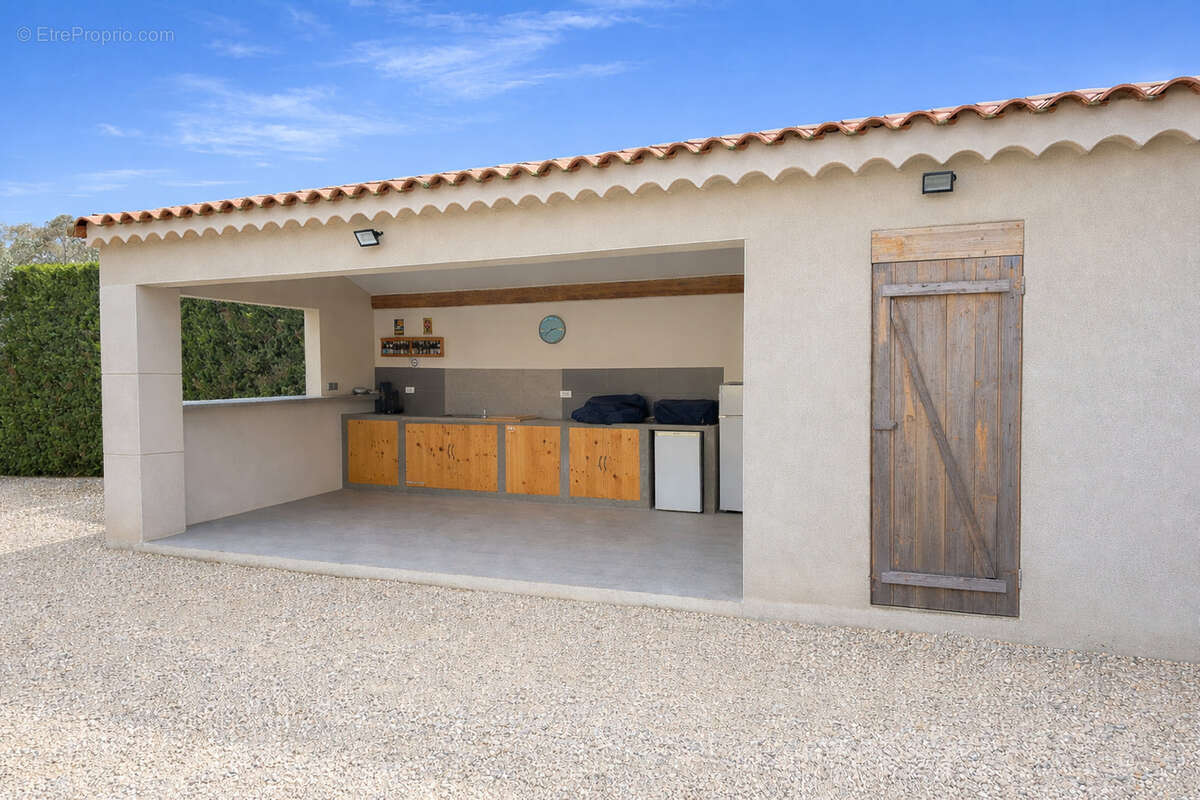 Maison à SAINT-PAUL-TROIS-CHATEAUX