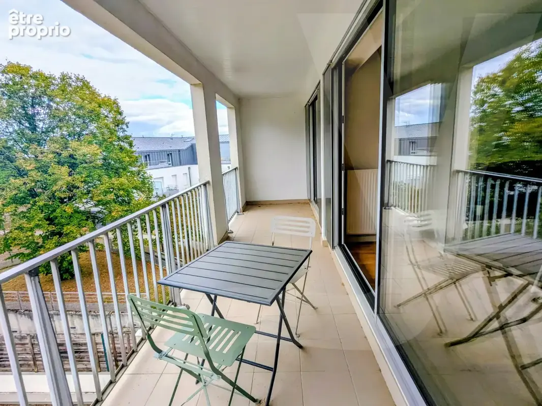 Coup de cœur – mellinet-canclaux  t4 de 80 m² entièrement rénové – terrasse, balcon, double stationnement et cave - photo 7