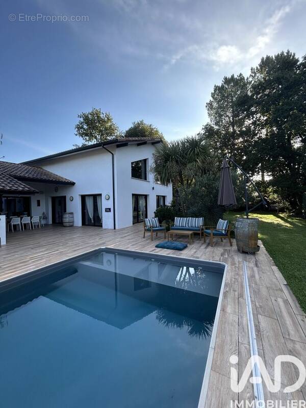 Photo 1 - Maison à SAUBION