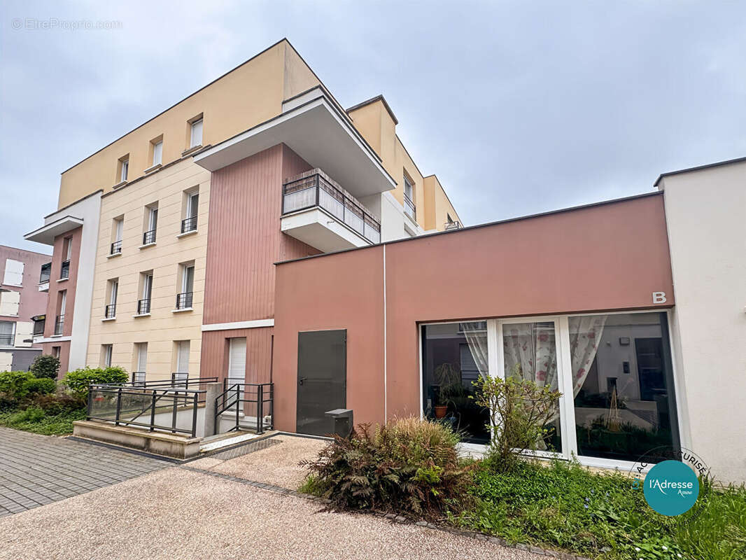Appartement à MENNECY