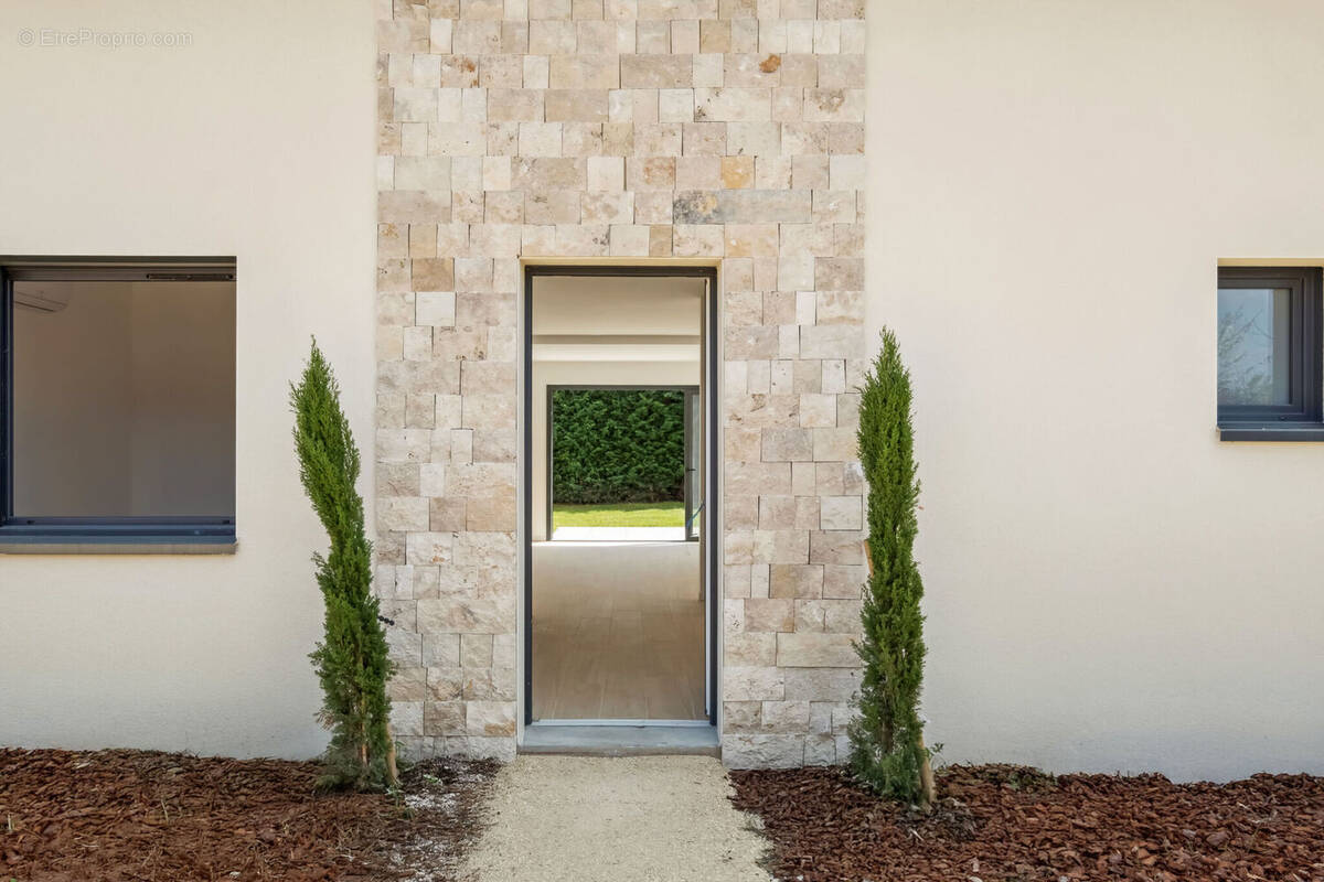 Photo 1 - Maison à MARENNES