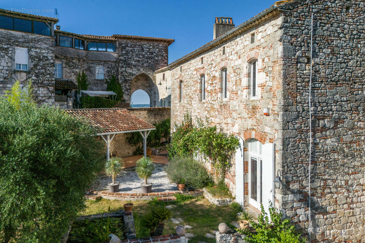 Maison de village avec jardin et piscine - photo 5