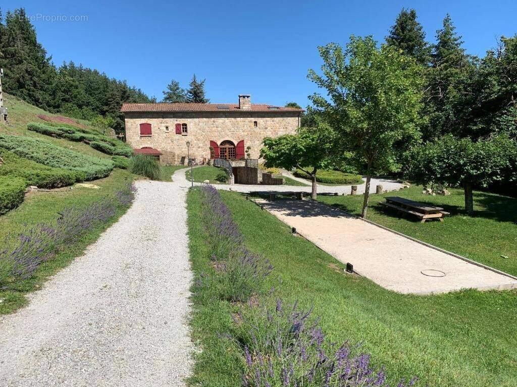 Autre à SAINT-APOLLINAIRE-DE-RIAS