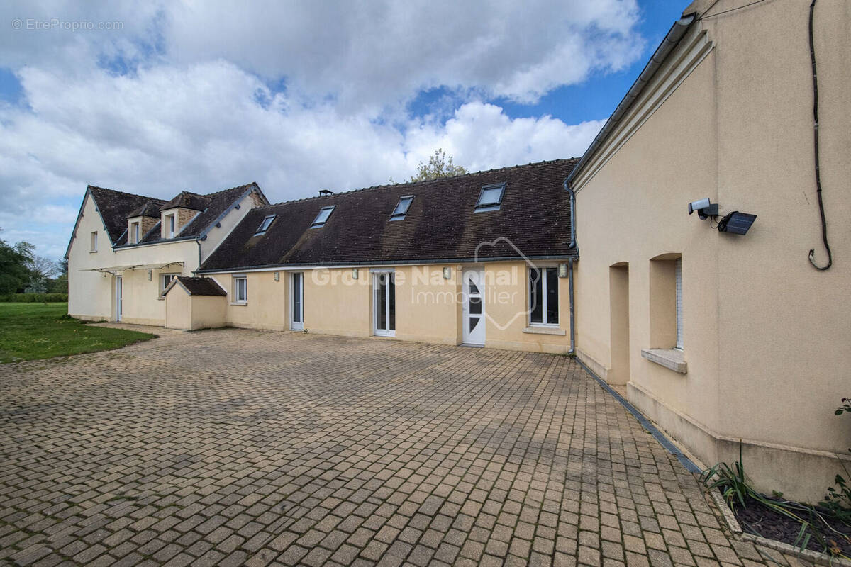 Maison à JOUY-SOUS-THELLE