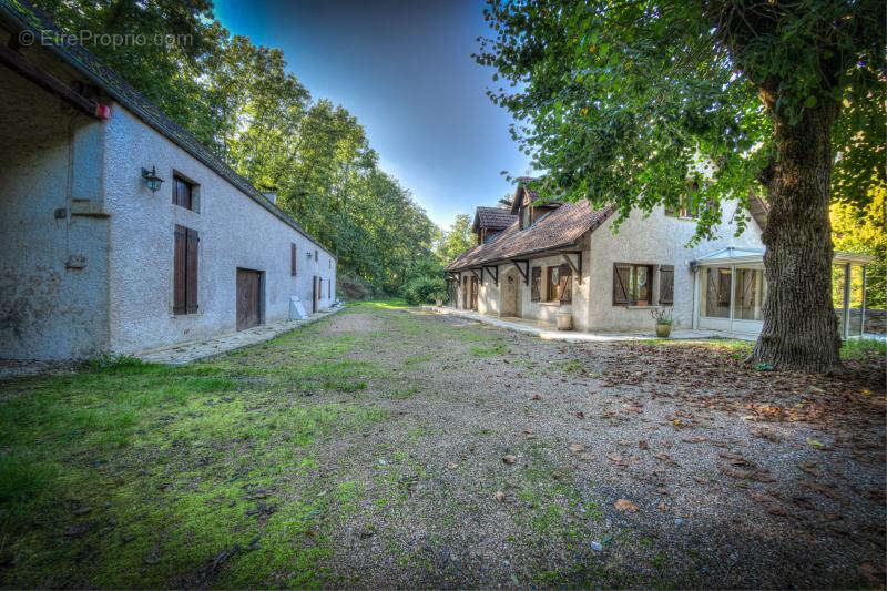Ancien moulin  avec dependances au coeur de la vingeanne - photo 3