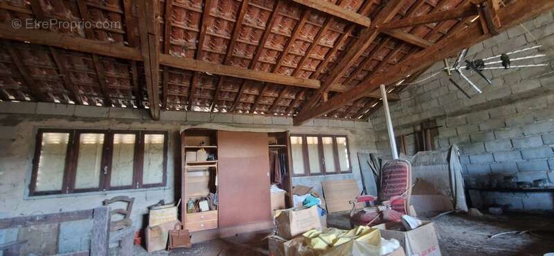 Maison à MONGUILHEM