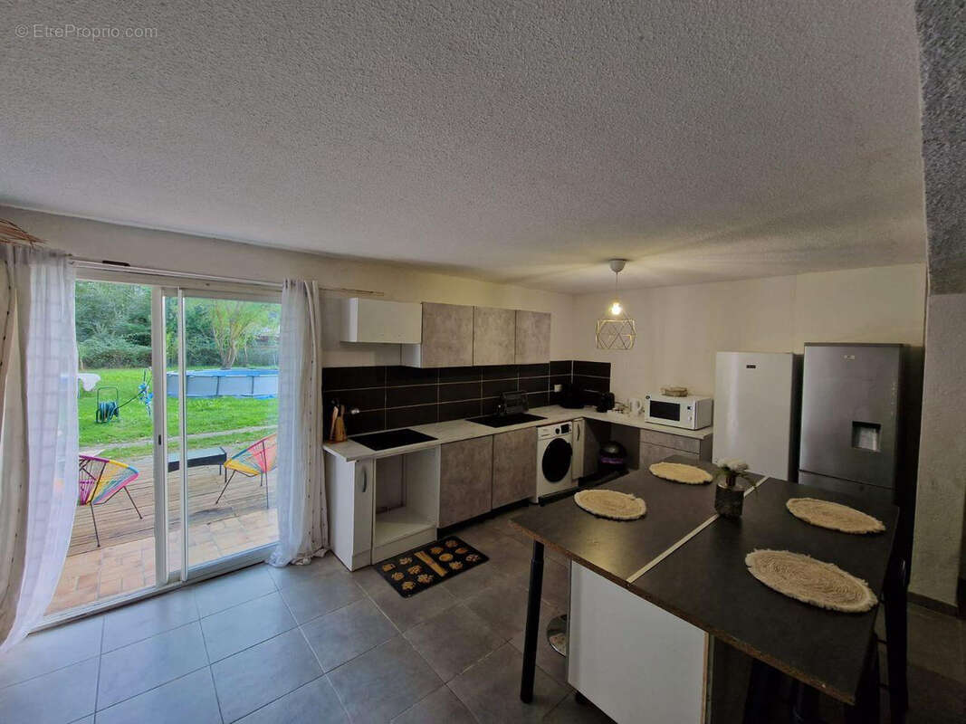 Appartement à LABARTHE-INARD