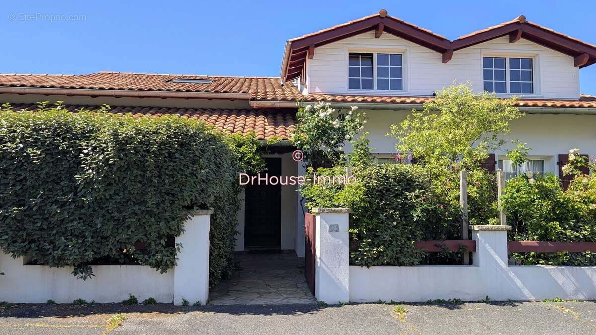 Maison à URRUGNE