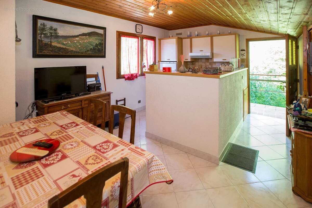 Maison à GUILLAUMES