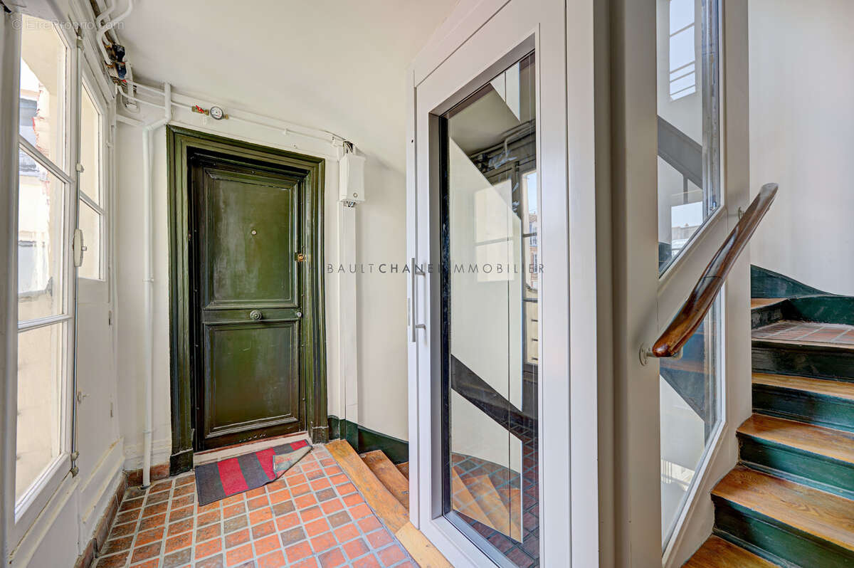 Appartement à PARIS-3E