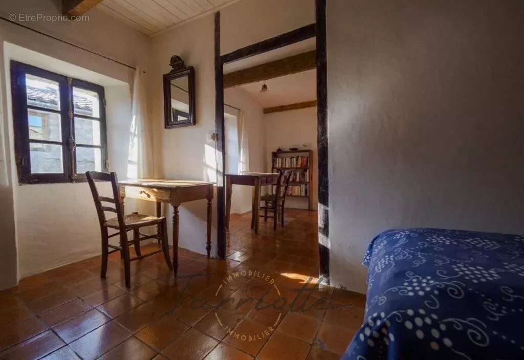 Maison à VALVIGNERES