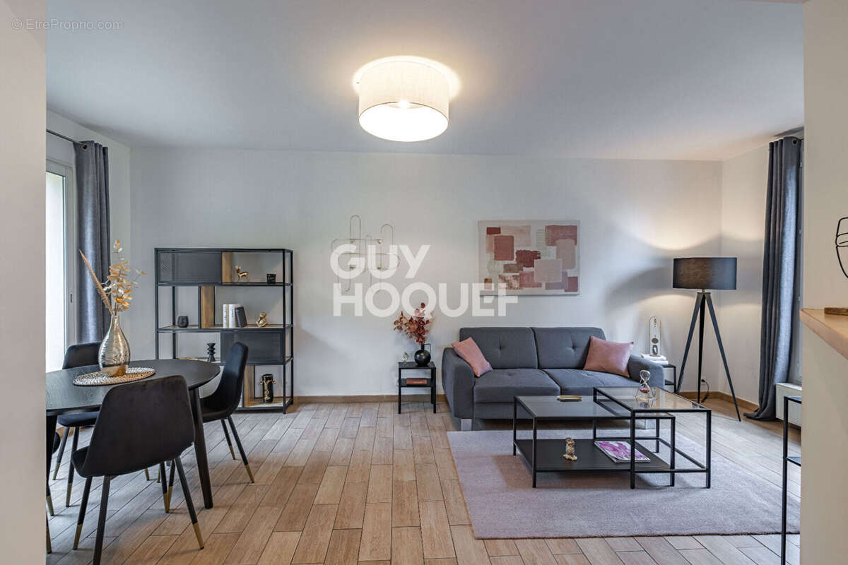 Maison à CHAVILLE