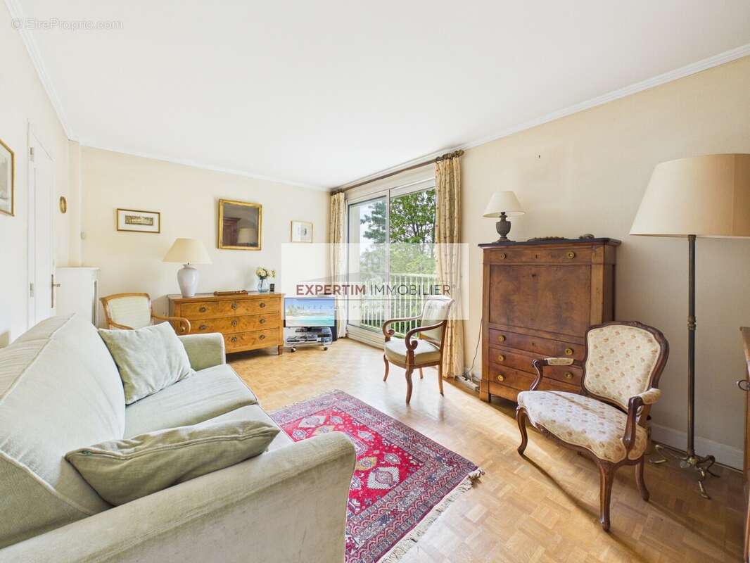 Appartement à VERSAILLES