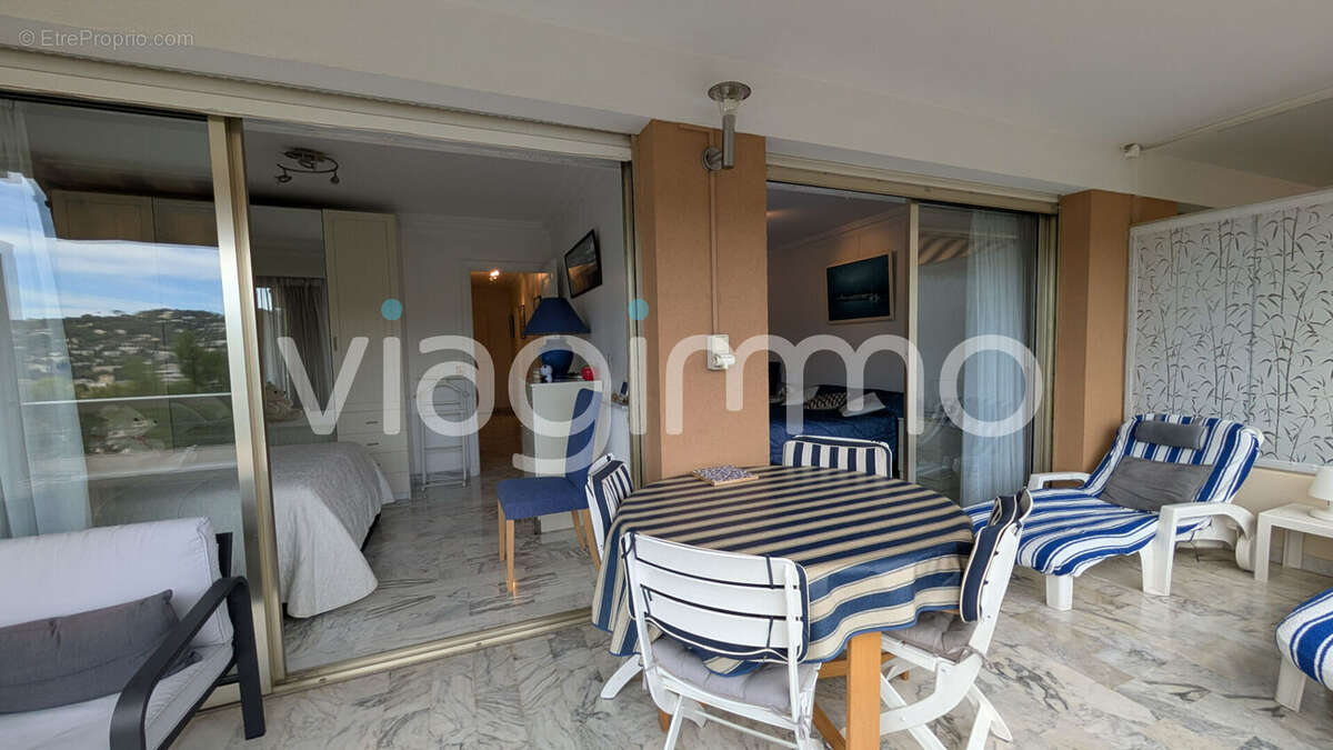 Appartement à LE CANNET