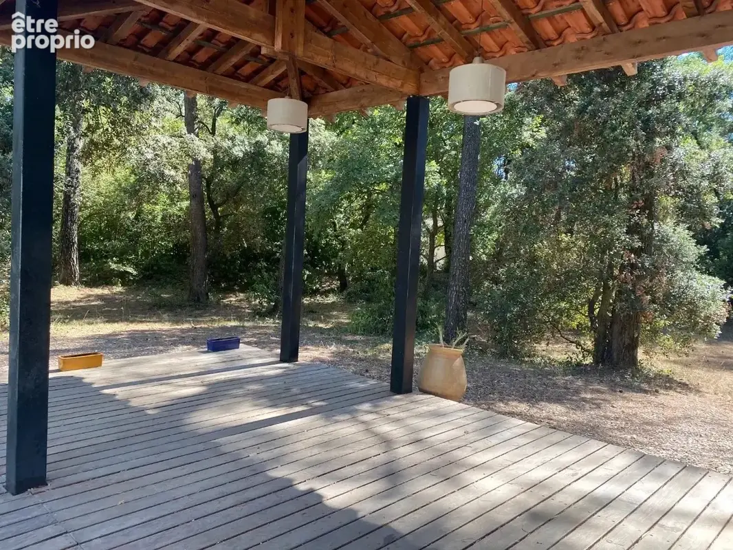 ASSAS  Élégante villa de plain-pied avec piscine dans un environnement privilégié - photo 19