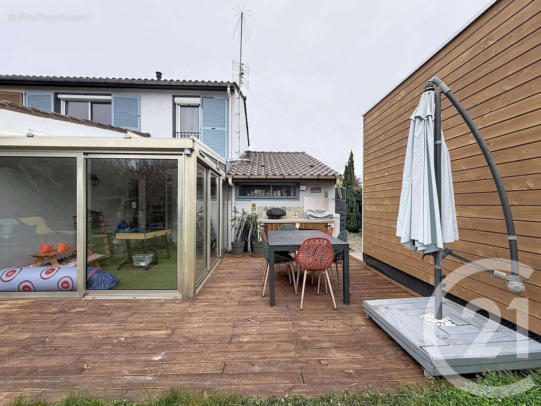 Maison 93 m² à La Chapelle-Saint-Luc  - photo 14