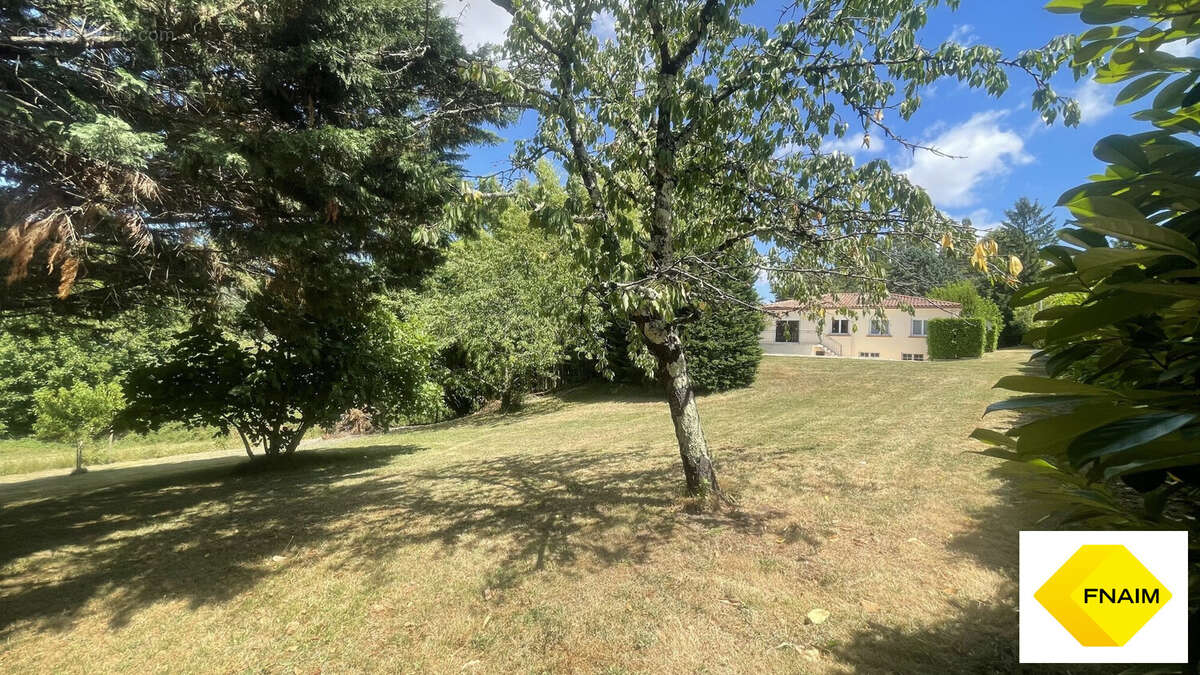 Maison 98 m² à Foulayronnes  - photo 5